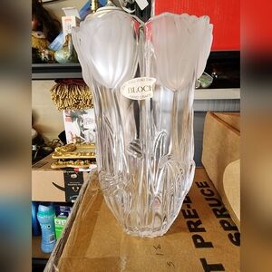 BLOCK Tulip Garden Satin 24% Lead Crystal Vase Frosted Tulips Made In Poland 8”